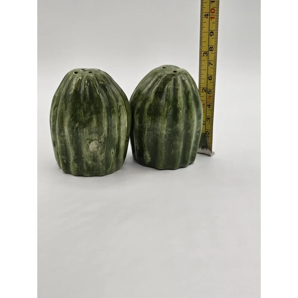 Vtg Cactus Japan Ceramic Salt and Pepper Shakers Green Dessert Cactus Festive‎